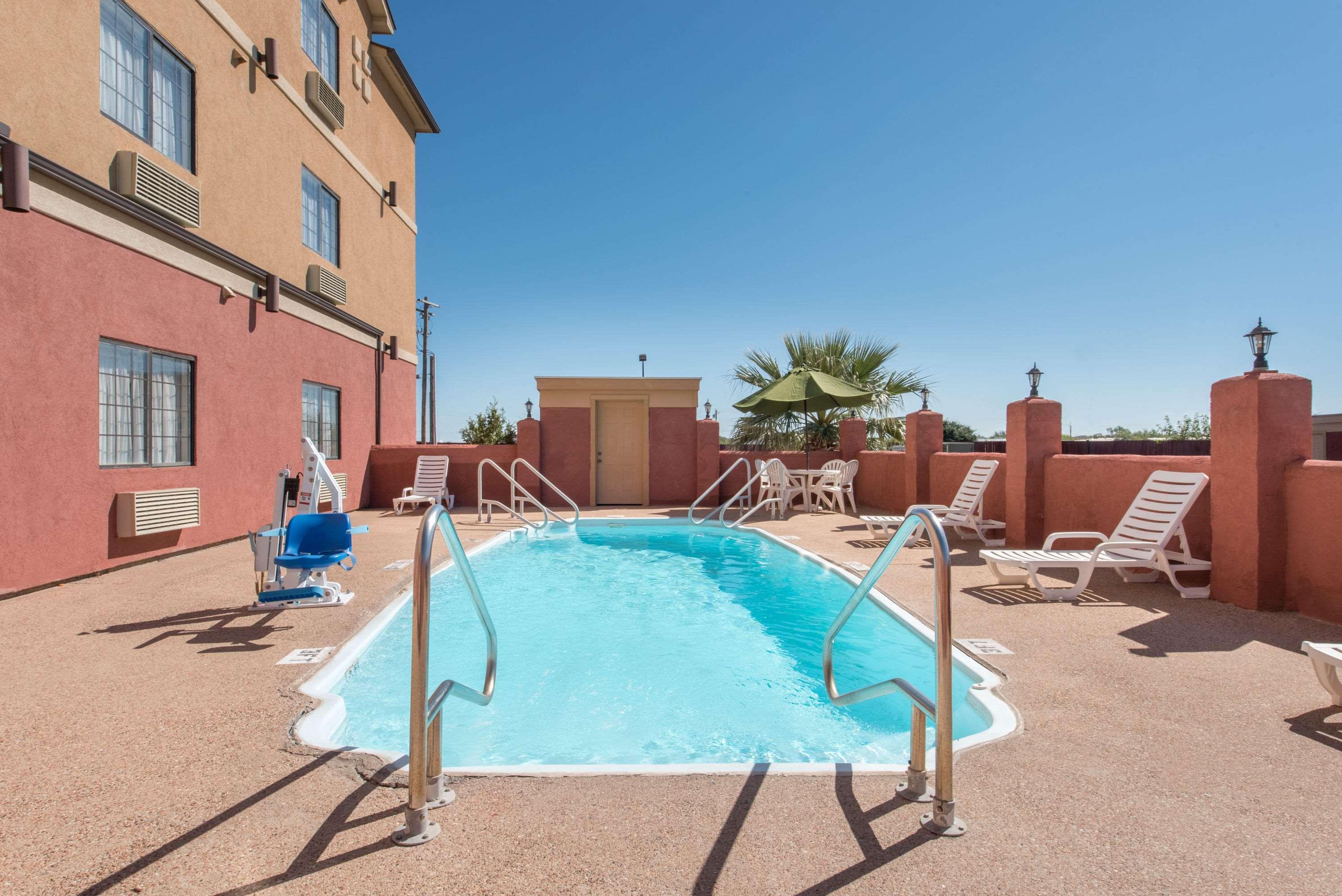Hotel Super 8 By Wyndham Abilene South Exteriér fotografie